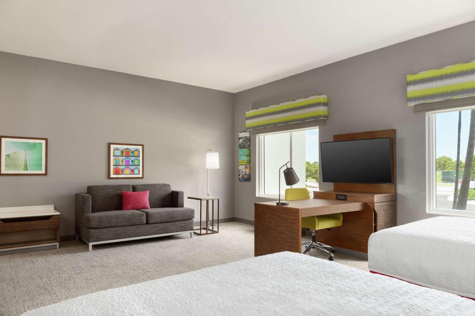 Hampton Inn & Suites Miami, Kendall, Executive Airport Country Walk Exterior photo