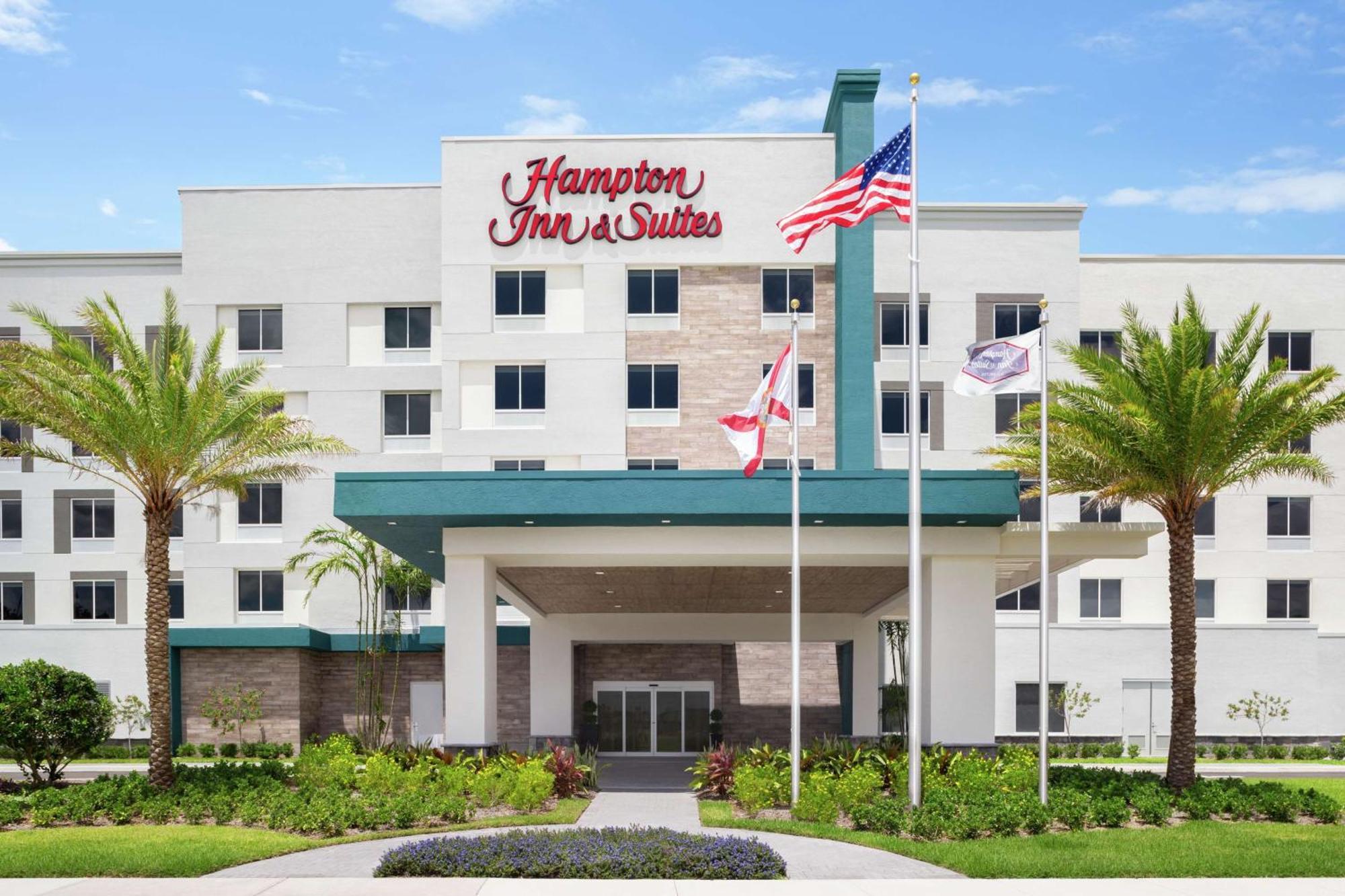 Hampton Inn & Suites Miami, Kendall, Executive Airport Country Walk Exterior photo